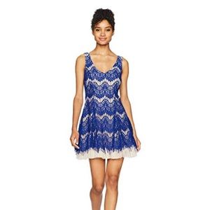 Junior's Lace Dress with Ruffle Hem